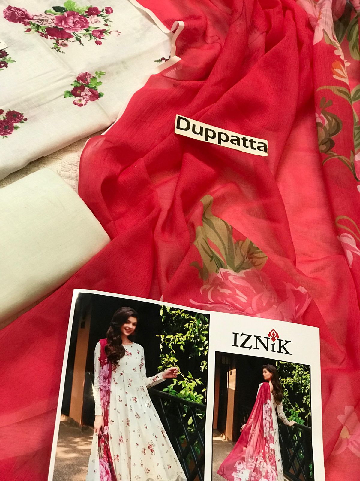 Iznik Lawn Eid Collection 2025